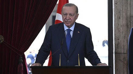 Cumhurbaşkanı Erdoğandan TSK Günü mesajı: 2 bin 235 yıllık şanlı mazisiyle milletimizin göz bebeği