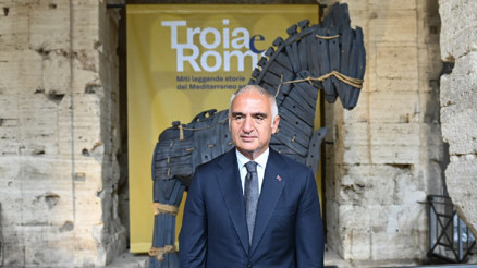 Troya’nın hikâyesi Roma’da 2 milyonu aşkın ziyaretçiyle buluştu Troya’nın hikâyesi Roma’da 2 milyonu aşkın ziyaretçiyle buluştu