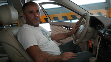 e-Devlete ceza bakmak için girdi, lüks otomobilinin gümrükten beyaz eşya olarak sokulduğunu öğrendi e-Devlete ceza bakmak için girdi, lüks otomobilinin gümrükten beyaz eşya olarak sokulduğunu öğrendi