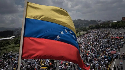 Venezuelanın geçici başkanından seçim açıklaması