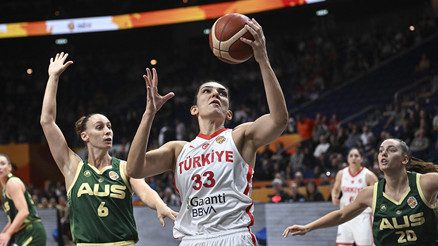 Potanın Perileri, Avustralyaya mağlup oldu