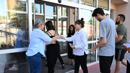 İçişleri Bakanı Çiftçiden KPSS adaylarına yardımcı olan polislere teşekkür