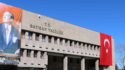 Batman Valiliği’nden polis ve komşusu arasındaki olaya ilişkin açıklama: Olayın Kürtçe konuşulmasıyla ilgisi yok