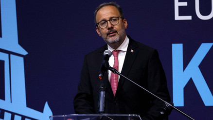 Kasapoğlundan belediyelere çağrı: Engelli bireyler için elinizi taşın altına daha fazla koyun Kasapoğlundan belediyelere çağrı: Engelli bireyler için elinizi taşın altına daha fazla koyun