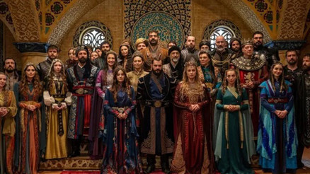 Aşk ve Taht oyuncu kadrosu, karakterleri ve konusu | Aşk ve Taht dizisi konusu nedir, nerede çekiliyor Aşk ve Taht oyuncu kadrosu, karakterleri ve konusu | Aşk ve Taht dizisi konusu nedir, nerede çekiliyor