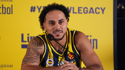 Shane Larkin: Burada hedefim şampiyonluklar kazanmak