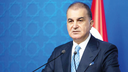 Çelik’ten Özel’e tepki: Siyaset adabına davet ediyoruz Çelik’ten Özel’e tepki: Siyaset adabına davet ediyoruz