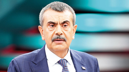 Bakan Tekin merak edilenleri yanıtladı... Zorunlu eğitim kısalmayacak