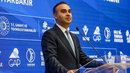 Bakan Kacır: 8 proje için sözleşmeleri imzalayacağız Bakan Kacır: 8 proje için sözleşmeleri imzalayacağız