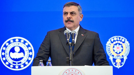 Bakan Çiftçiden yeni emniyet müdürlerine 10 talimat Tehlike okulun kapısına gelmeden tedbirimizi alacağız Bakan Çiftçiden yeni emniyet müdürlerine 10 talimat Tehlike okulun kapısına gelmeden tedbirimizi alacağız