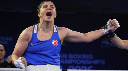 Boks ringinde Türkiye fırtınası