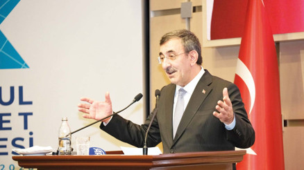 İstanbul Ticaret Kongresi 100 yıl sonra yeniden yapıldı... ‘Şoklar artık istisnai değil’ İstanbul Ticaret Kongresi 100 yıl sonra yeniden yapıldı... ‘Şoklar artık istisnai değil’