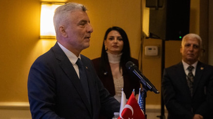 Türkiye-ABD ticaretinde yeni hedef: 2028’de 50 milyar dolar Türkiye-ABD ticaretinde yeni hedef: 2028’de 50 milyar dolar