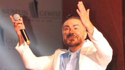 Rober Hatemo müziği bırakıp kuyumculuğa dönüyor