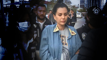 Cumhurbaşkanına hakaret suçlaması Dilan Polat adli kontrol şartıyla serbest bırakıldı