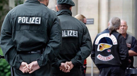 Alman polisi düğmeye bastı Cehennem Meleklerine 4 ülkede operasyon Alman polisi düğmeye bastı Cehennem Meleklerine 4 ülkede operasyon