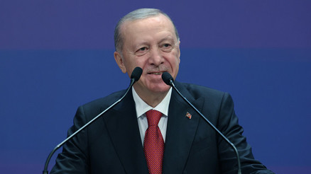 Cumhurbaşkanı Erdoğan: Dimdik ayaktayız