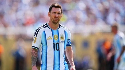 Lionel Messi, İspanya ekibi CD Eldenseyi satın aldı