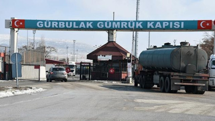 Gürbulak Sınır Kapısında gümrük muhafaza memuruna bıçaklı tehdit Gürbulak Sınır Kapısında gümrük muhafaza memuruna bıçaklı tehdit