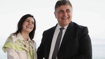 Cemil Tugayın eşi Öznur Tugay kimdir, kaç yaşında ve nereli Öznur Tugay ne iş yapıyor Cemil Tugayın eşi Öznur Tugay kimdir, kaç yaşında ve nereli Öznur Tugay ne iş yapıyor