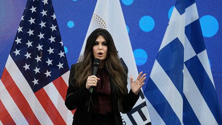Beyaz Sarayı karıştıran iddia Atina Büyükelçisi Trumpın hedefinde: Canım lütfen diyerek borçlarını kapattırmak istediği öne sürülmüştü Beyaz Sarayı karıştıran iddia Atina Büyükelçisi Trumpın hedefinde: Canım lütfen diyerek borçlarını kapattırmak istediği öne sürülmüştü