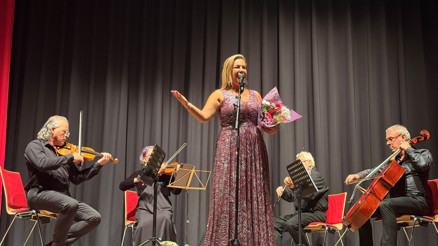 Soprano Olcay Özaytekin Siegen’i büyüledi Soprano Olcay Özaytekin Siegen’i büyüledi