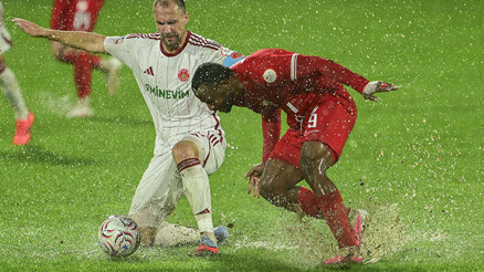 Trendyol 1. Lig maçına yağmur engeli