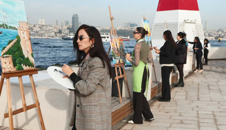 30 öğretmen İstanbul'u resmetti