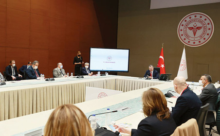 Bir durun artık Sayın Bilim Kurulu üyeleri