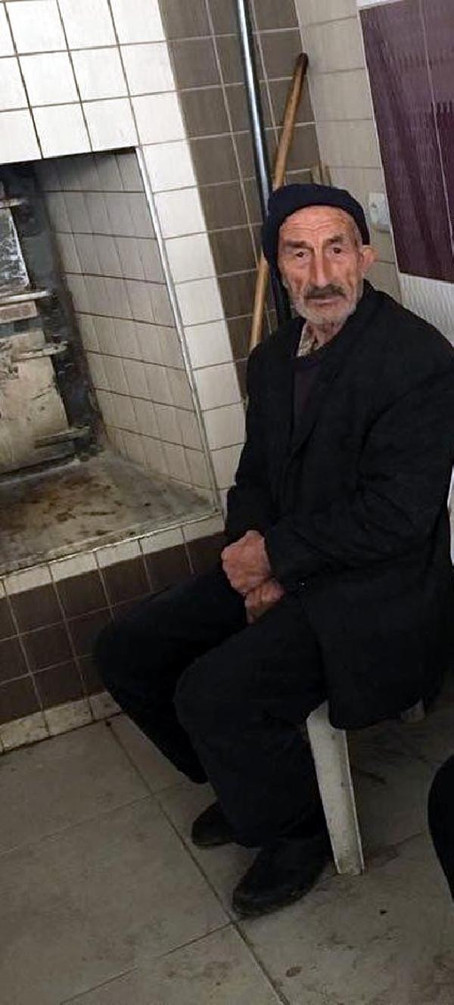 Erzurumda boğa güreşi izlerken öldü