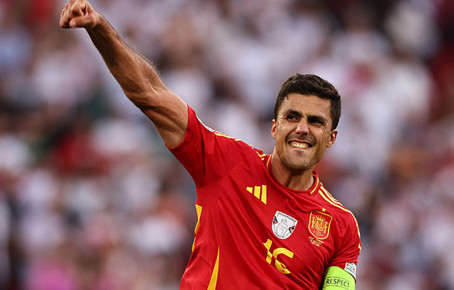 İspanya orta sahasının kalbi Rodri, kariyer sezonunu yaşadı