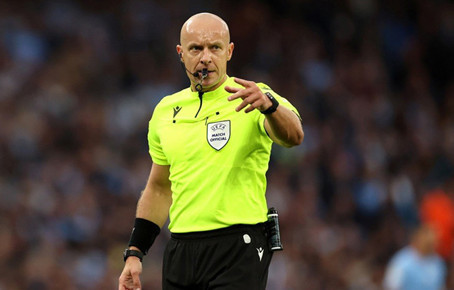 Liverpool - Galatasaray maçının hakemi açıklandı