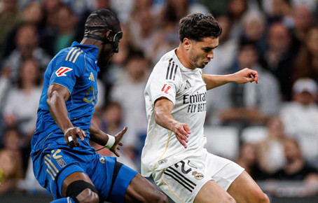 Real Madrid ıslıklar altında kazandı