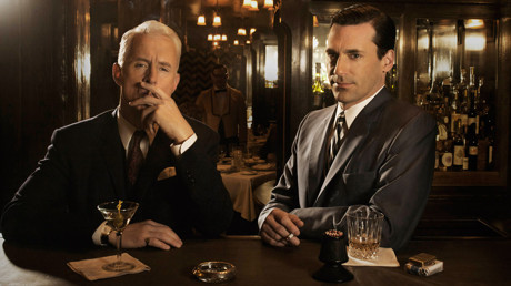 Takım Elbiseler Çöpe