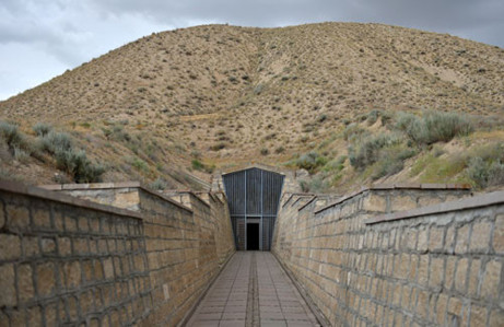 Eşek kulaklı kralın gizem dolu mezarı