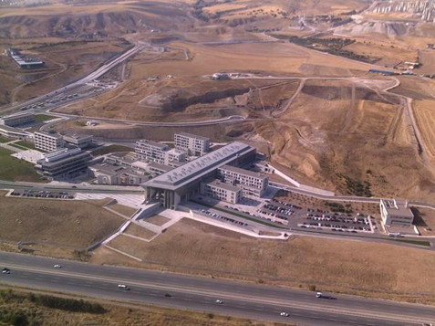 Üniversite, şehri bulunduğu yere doğru çekiyor