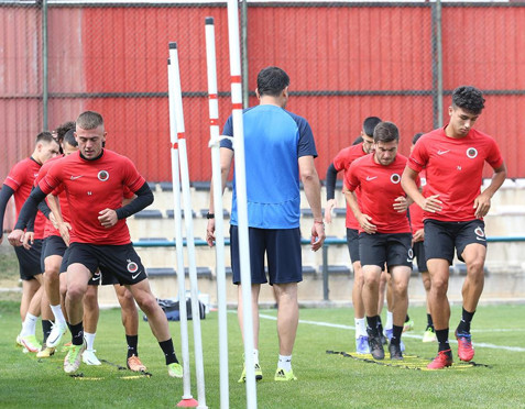 Bizim gösterimiz vizyona girecek