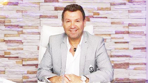 Saçlarım döküldü kel kaldım... Şimdi daha az kadın mıyım