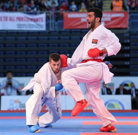 Karatede 6 gümüş, 3 bronz madalya