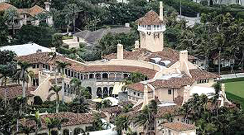 ABD Başkanı’nın evini basan FBI, 27 suçtan 7 kez iadesi istenen FETÖ elebaşının kapısını bile çalmıyor