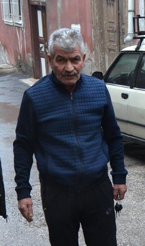 Hacı Bayram sakinleri köpeklerden tedirgin