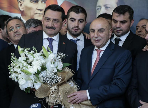 İlçelerde mazbata sevinci