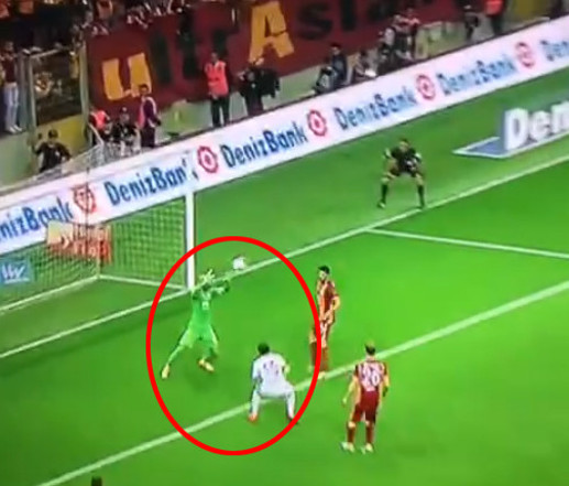 Ahmet Çakardan olay yaratan Tweet