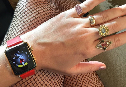 Herkesten önce saati kaptılar