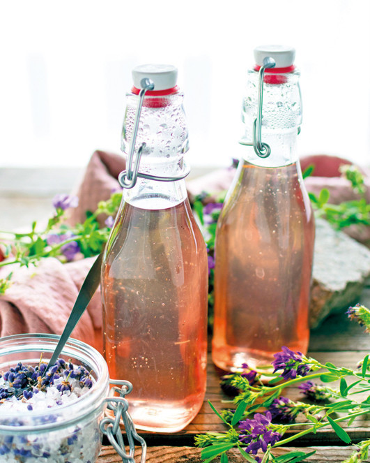 Lavanta kokan mutfaklar, sofralar...