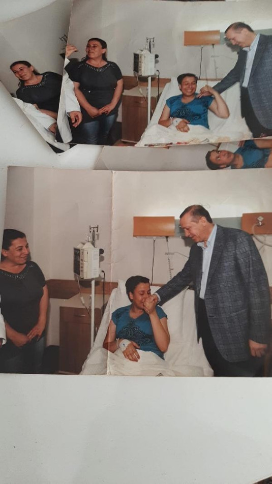 Antakyada evler Asi Nehrine kaydı Yarıkların içerisine düşüp suya gömülüyorduk