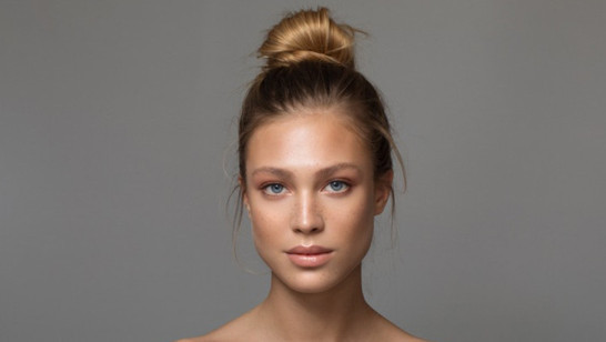 Bale Topuzu Nasıl Yapılır? Evde Kolay ve Pratik Bale Topuzu Yapımı ve Modeli