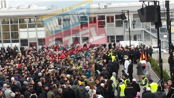 Tuğçe gözyaşlarıyla uğurlandı