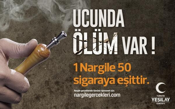 Prens Harry nargile içti