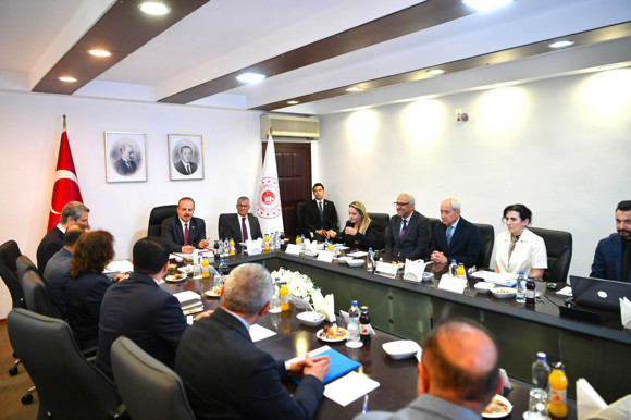 Vızıldayan şehir